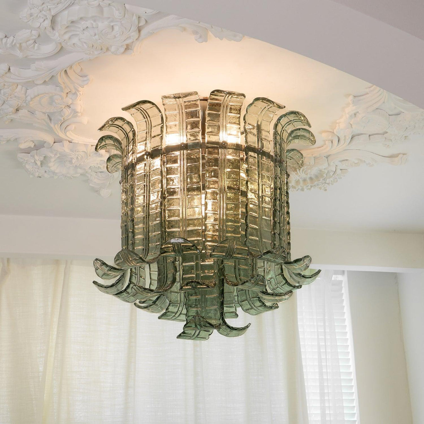 Murano Glass Chandelier Collection: Vintage Elegance Meets Modern Luxury