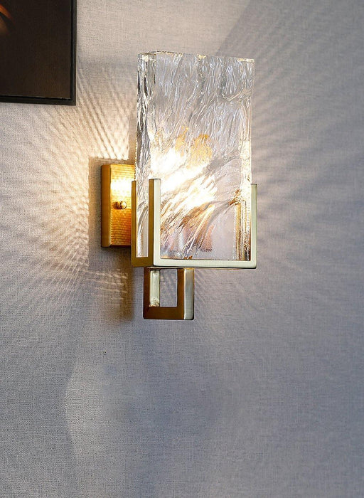 Ice Crystal Wall Lamp.