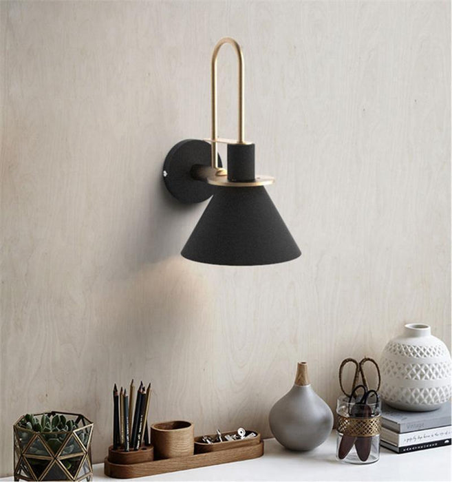 Nordic Metal Wall Sconce-DWHOME