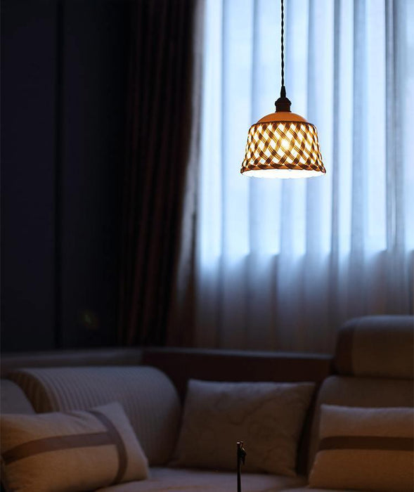 Openwork Ceramic Pendant Lamp - Vakkerlight