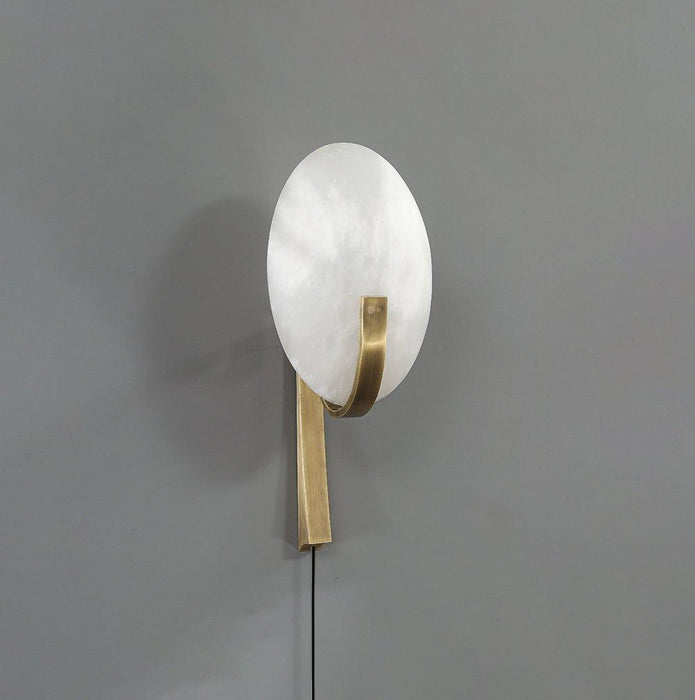 Alice Alabaster Plug-in Wall Lamp - DWHOME