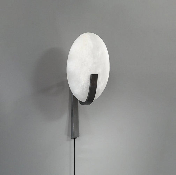 Alice Alabaster Plug-in Wall Lamp - DWHOME