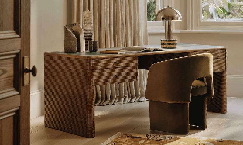 Luno Chrome Table Lamp-DWHOME