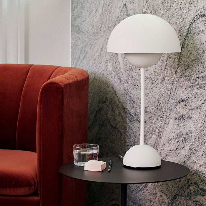 Verner Panton VP3 Flowerpot Table Lamp.