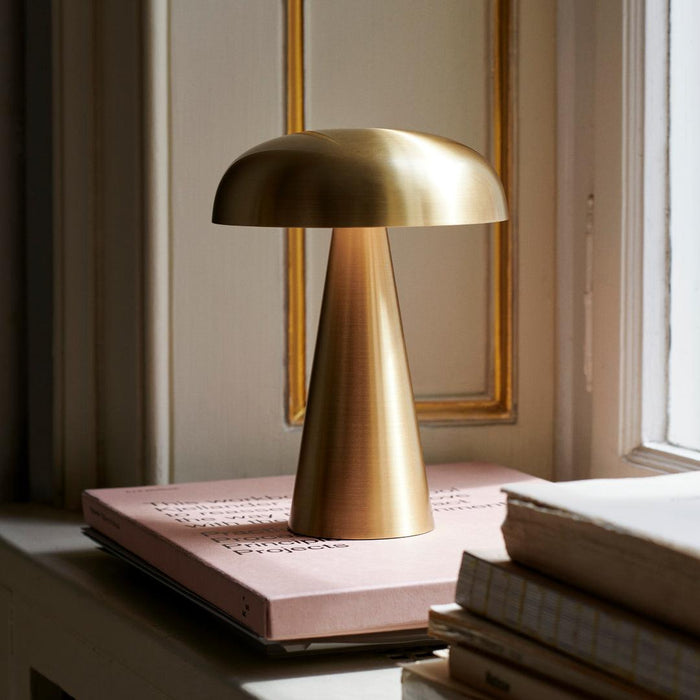 Como SC53 Portable Table Lamp.