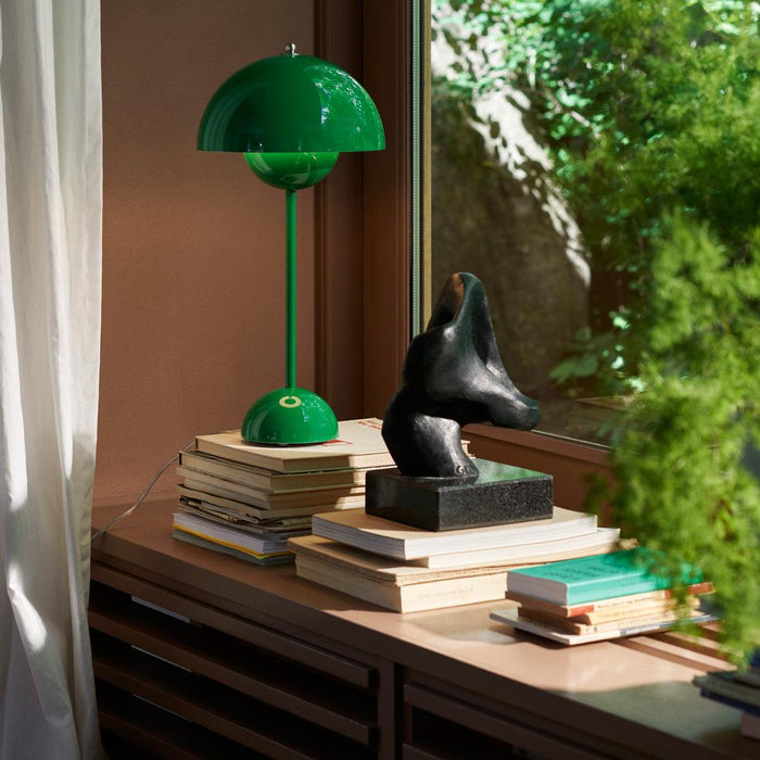 Verner Panton VP3 Flowerpot Table Lamp - DWHOME