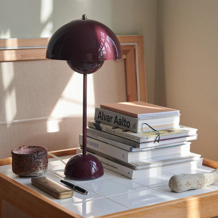 Verner Panton VP3 Flowerpot Table Lamp.