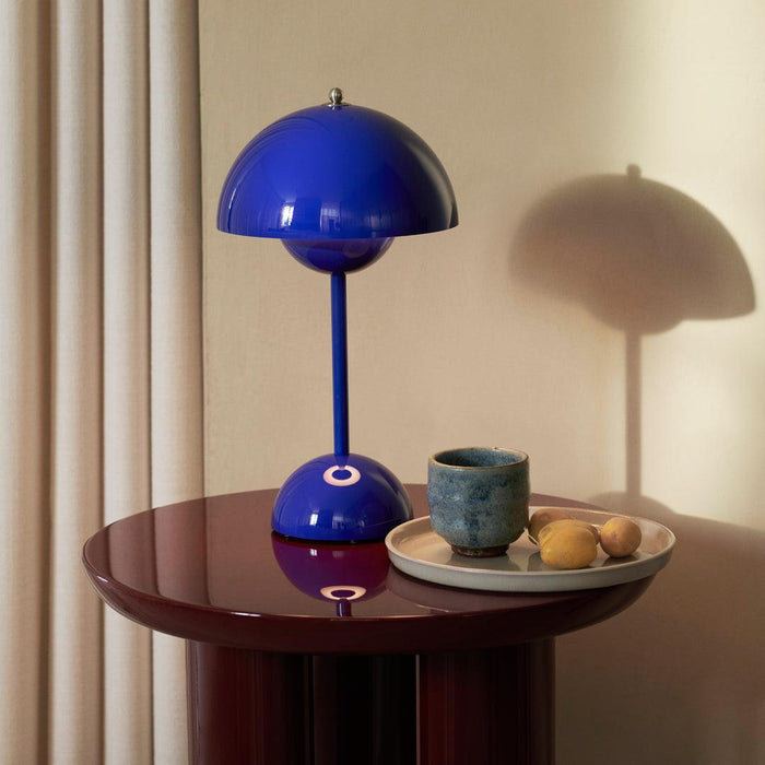 Verner Panton VP9 Flowerpot - Portable Table Lamp - DWHOME