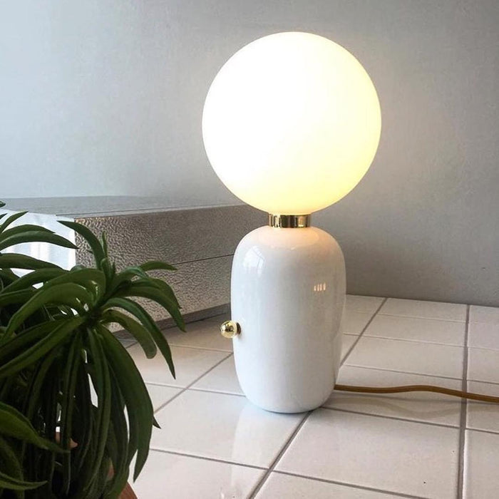 Kade Table Lamp-DWHOME
