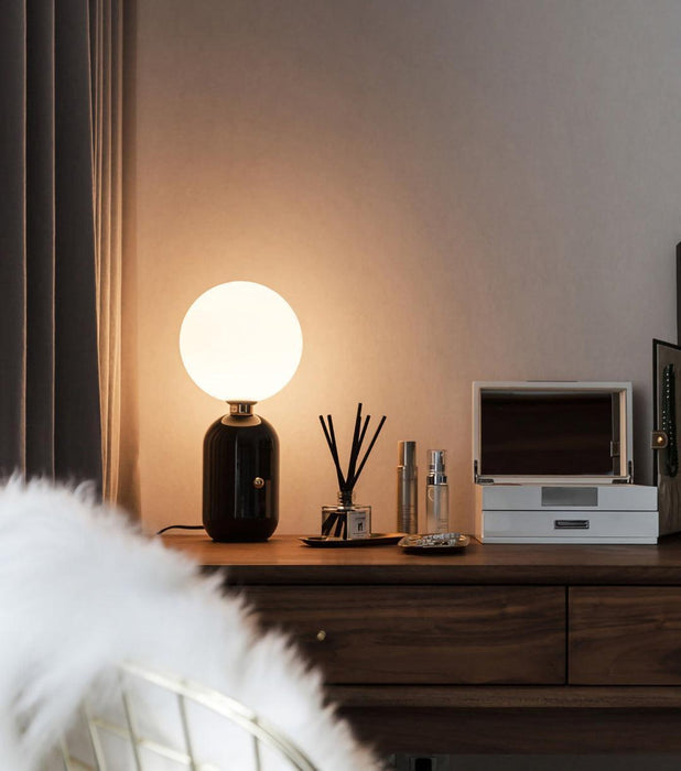 Kade Table Lamp-DWHOME