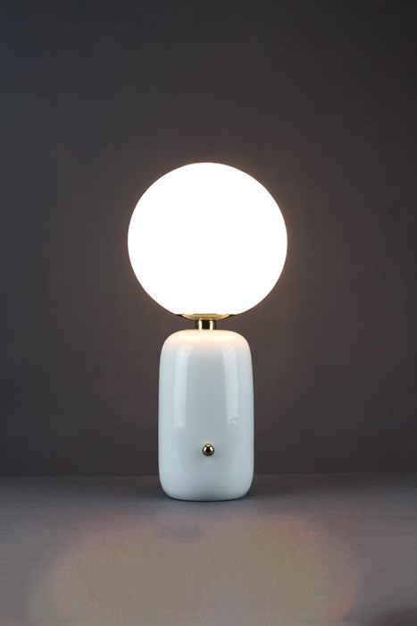 Kade Table Lamp-DWHOME