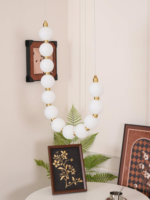 Acrylic Pearl Necklace Chandelier - DWHOME