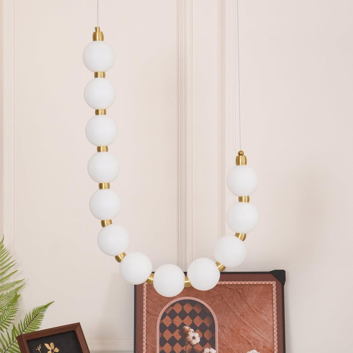 Acrylic Pearl Necklace Chandelier - DWHOME