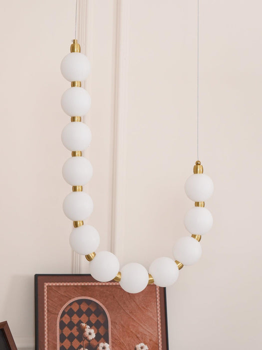 Acrylic Pearl Necklace Chandelier - DWHOME