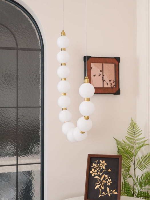 Acrylic Pearl Necklace Chandelier - DWHOME