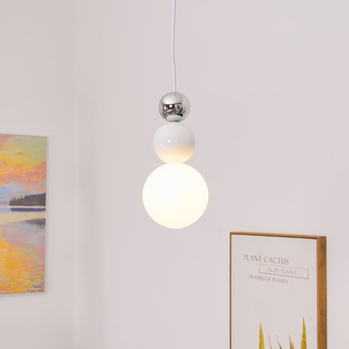 Acrylic Three Ball Pendant Lamp.