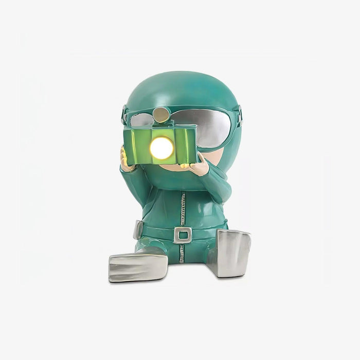 Adventurer Resin Table Lamp-DWHOME
