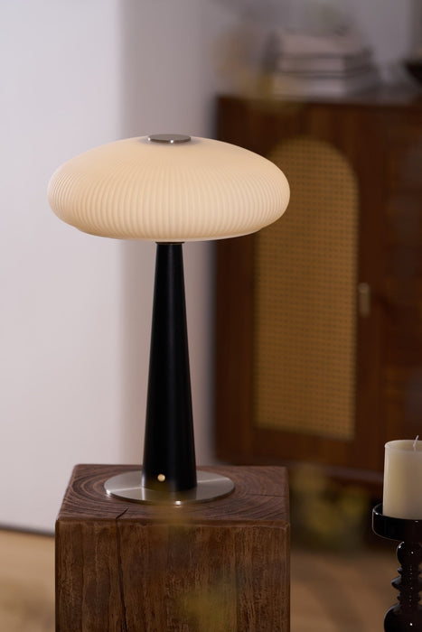 Aeruno Table Lamp-DWHOME
