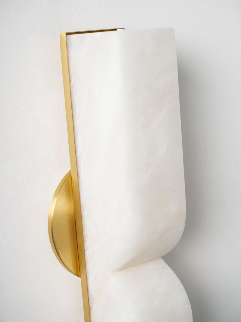 Alabaster Essence Plug-in Wall Sconce-DWHOME