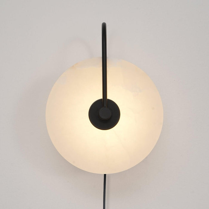 Alabaster LED Plug-In Wall Lamp - Vakkerlight