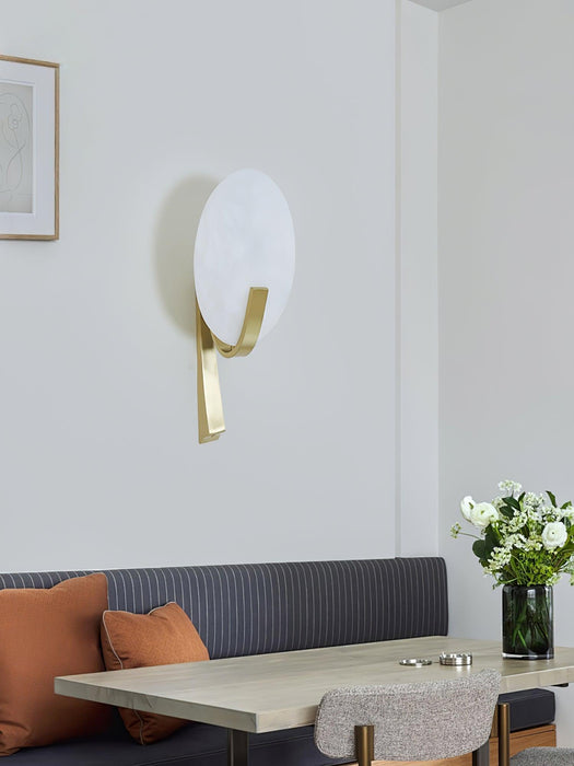 Alice Alabaster Plug-in Wall Lamp - DWHOME