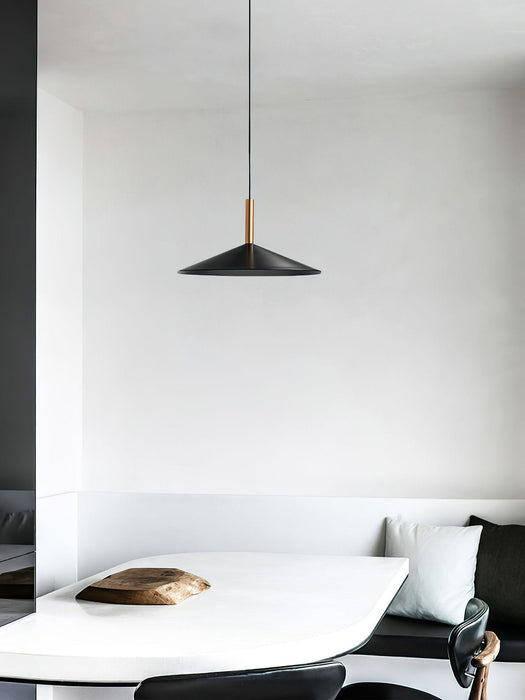 Altura Pendant Lamp.