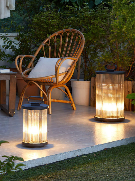 Lantern Garden Solar Outdoor Light - DWHOME