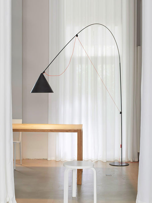 Arc Ayno Floor Lamp - Vakkerlight