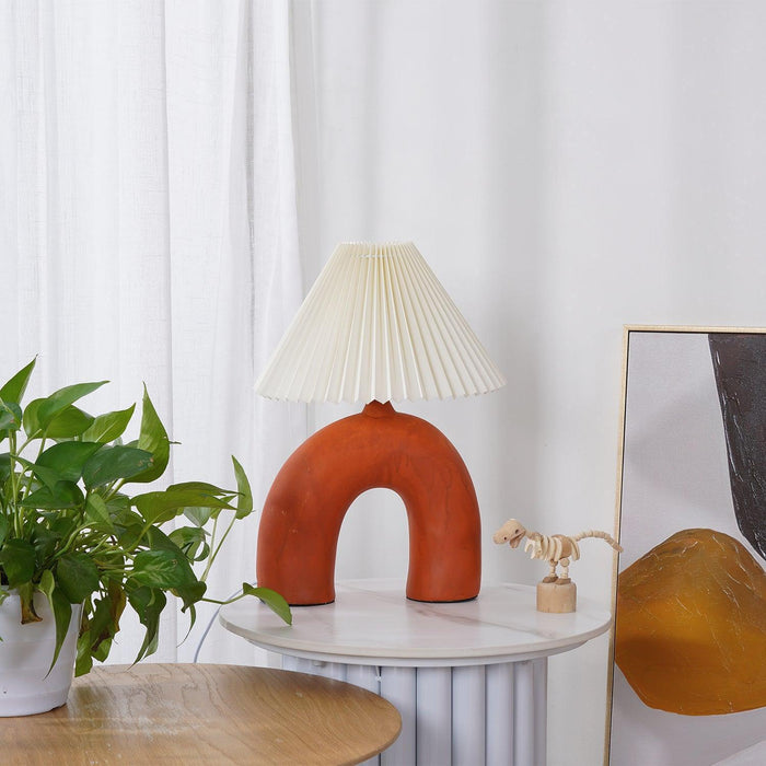 Arched Pleated Table Lamp-DWHOME