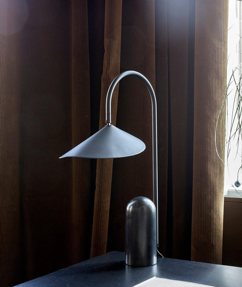 Arum Table Lamp-DWHOME