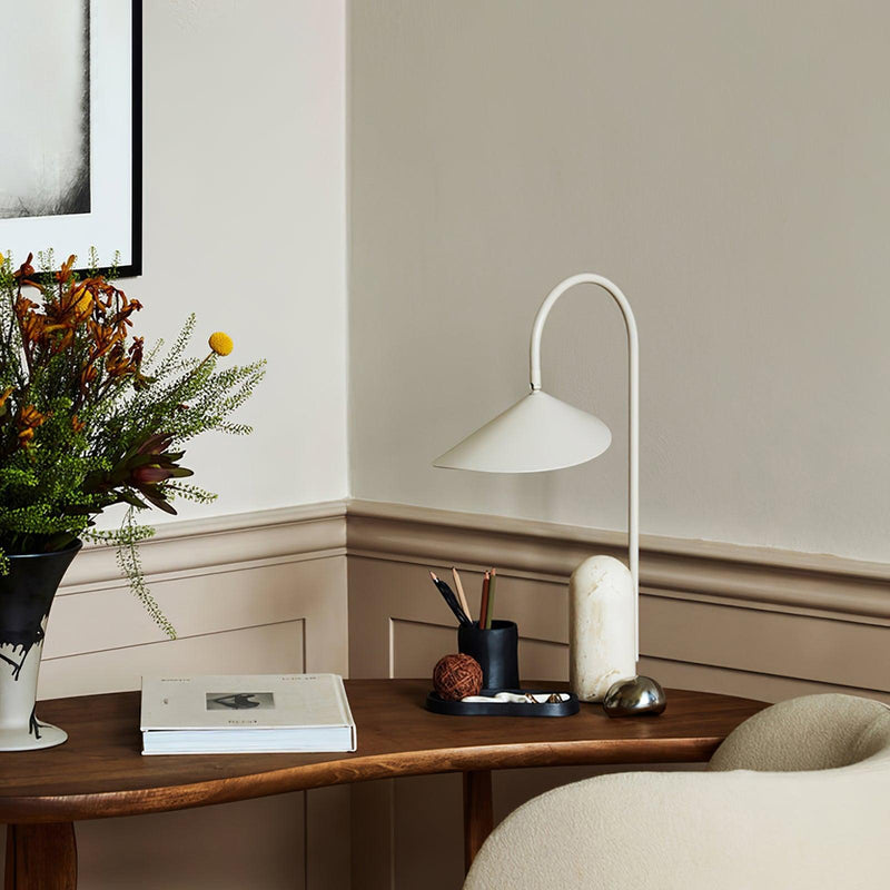 Arum Table Lamp-DWHOME