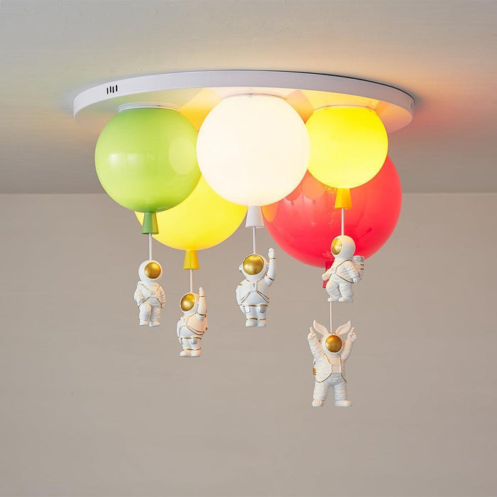 Astronaut Glossy Balloon Ceiling Lamp - Vakkerlight