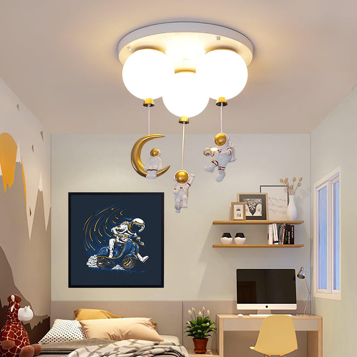 Astronaut Glossy Balloon Ceiling Lamp.