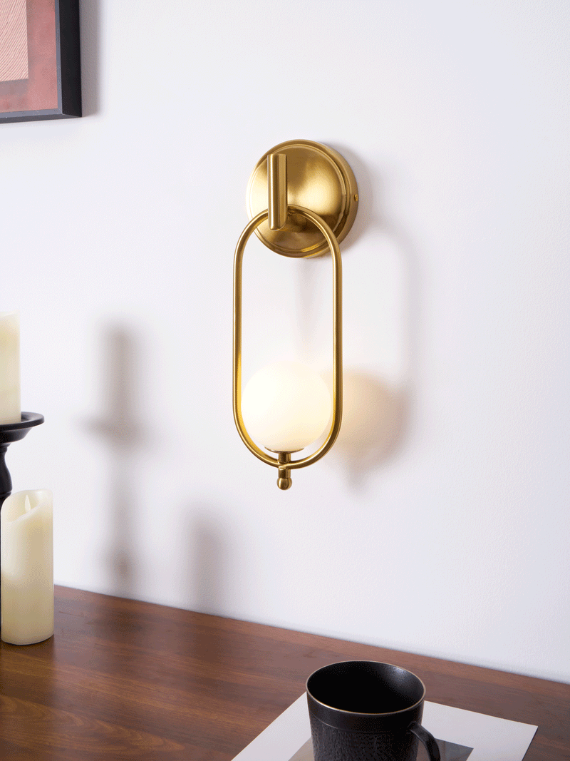 Aurea Brass Wall Light-DWHOME