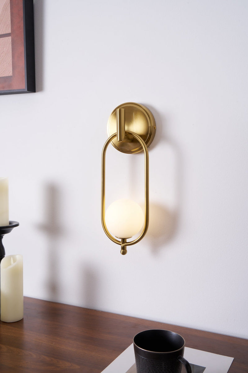Aurea Brass Wall Light-DWHOME