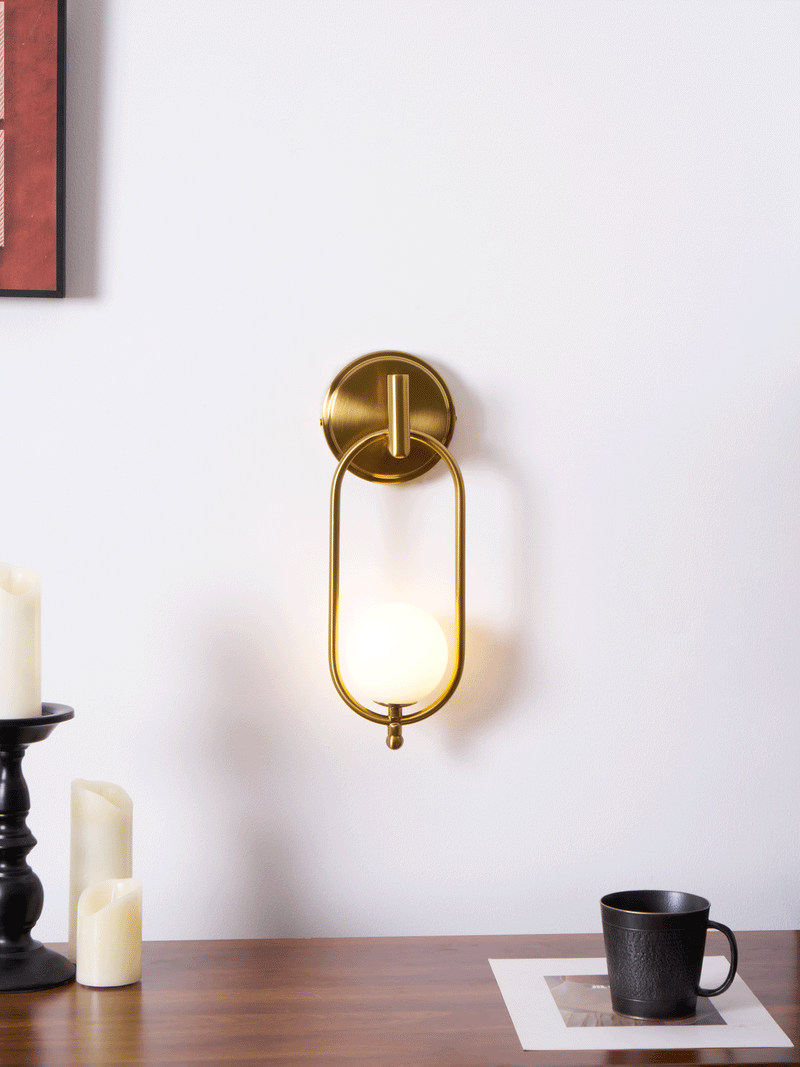 Aurea Brass Wall Light-DWHOME