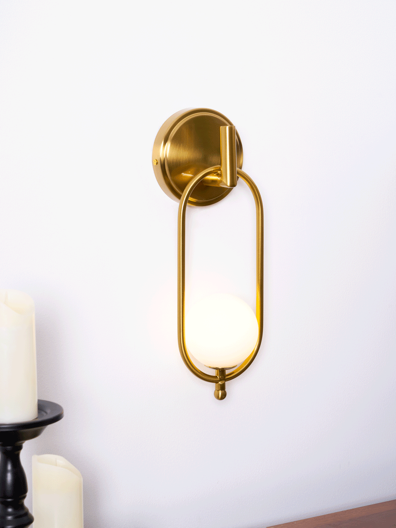 Aurea Brass Wall Light-DWHOME