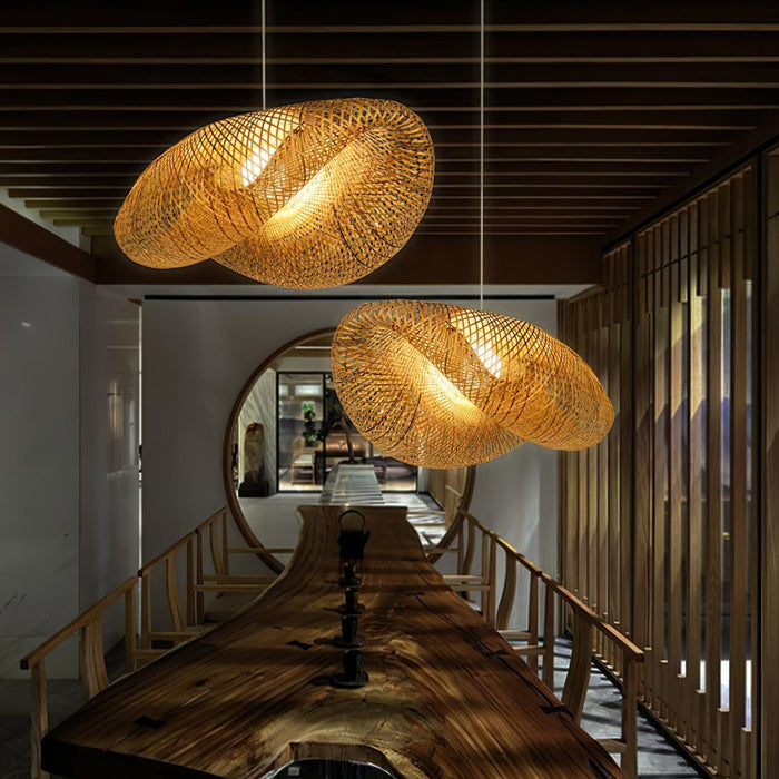 Bamboo Weaving Pendant Lamp.