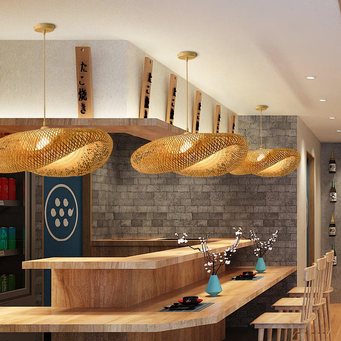 Bamboo Weaving Pendant Lamp.