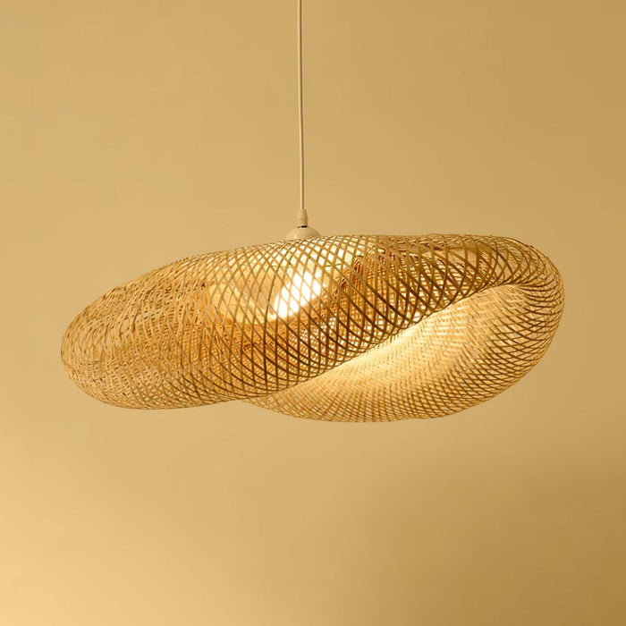 Bamboo Weaving Pendant Lamp.