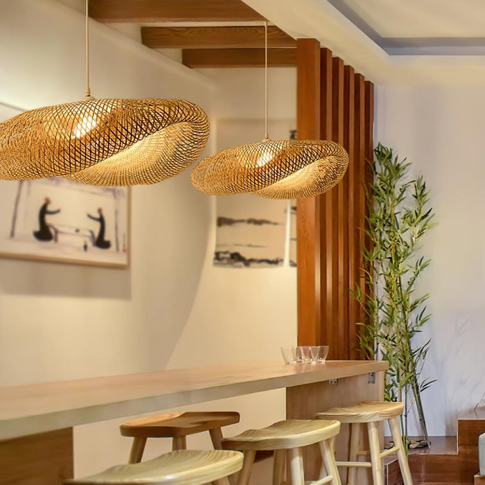 Bamboo Weaving Pendant Lamp.