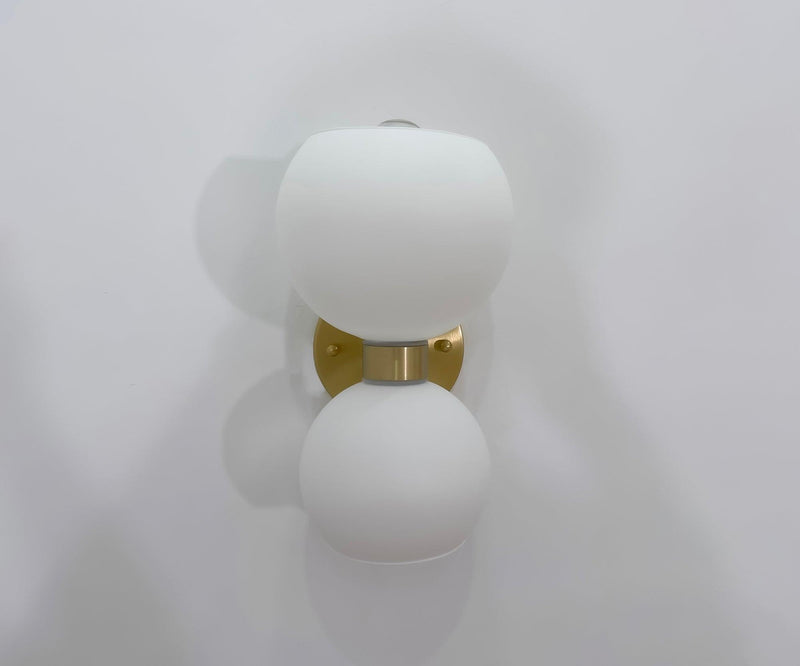 Round Pearl Sconce-DWHOME