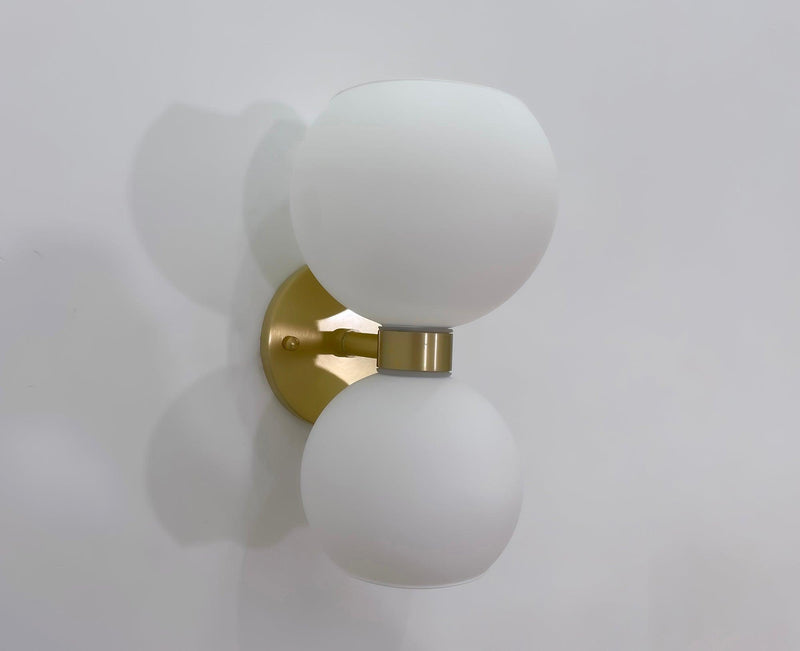 Round Pearl Sconce-DWHOME
