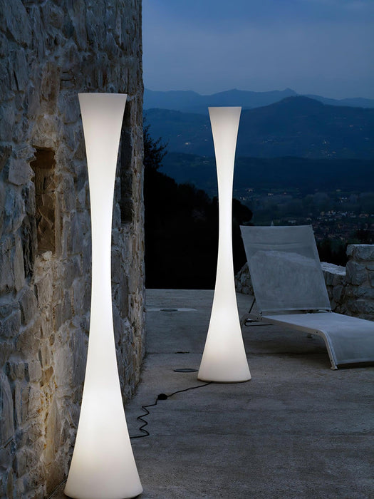 Biconica Pol Floor Lamp - Vakkerlight