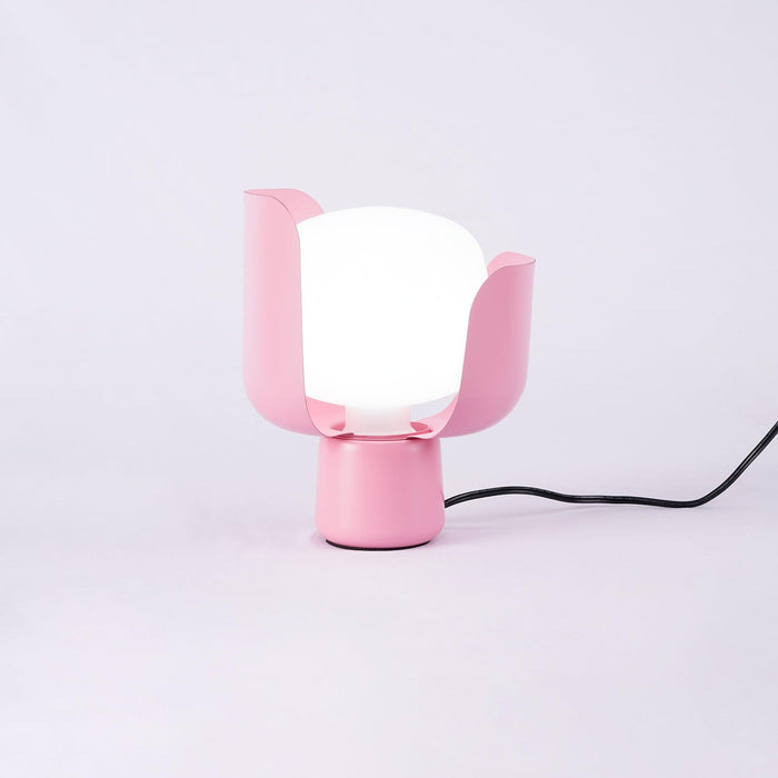 Petals Glass Table Lamp - DWHOME