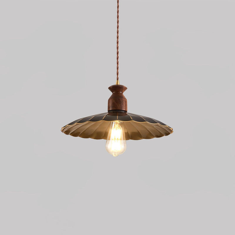 Brass Crest Pendant Light-DWHOME