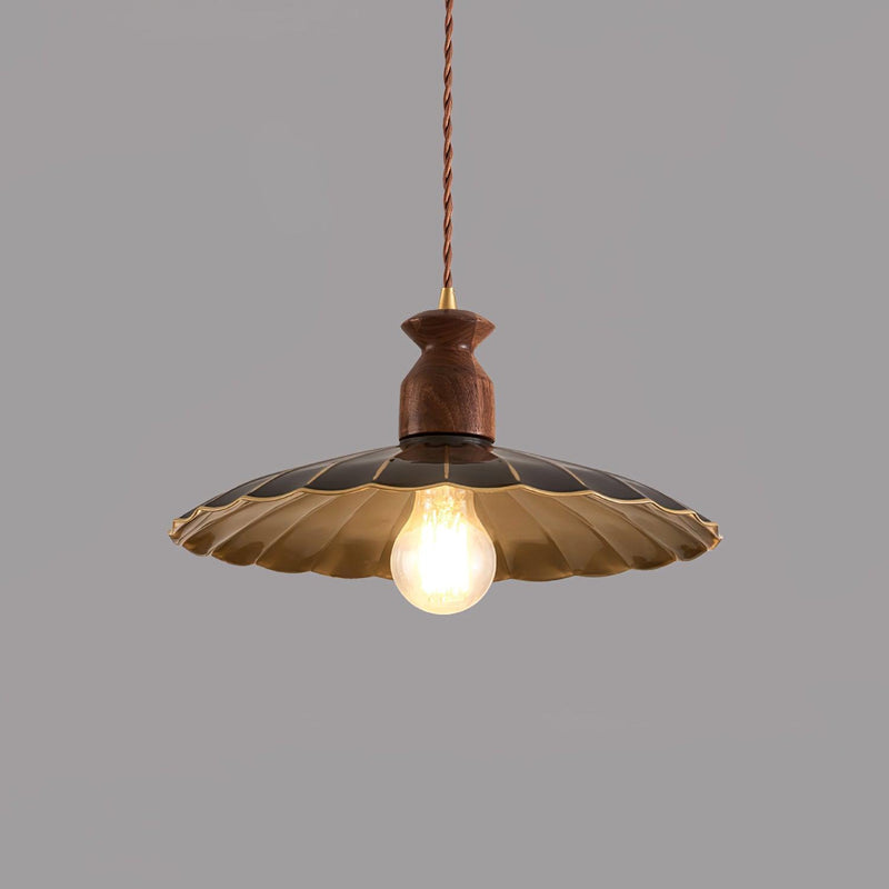 Brass Crest Pendant Light-DWHOME
