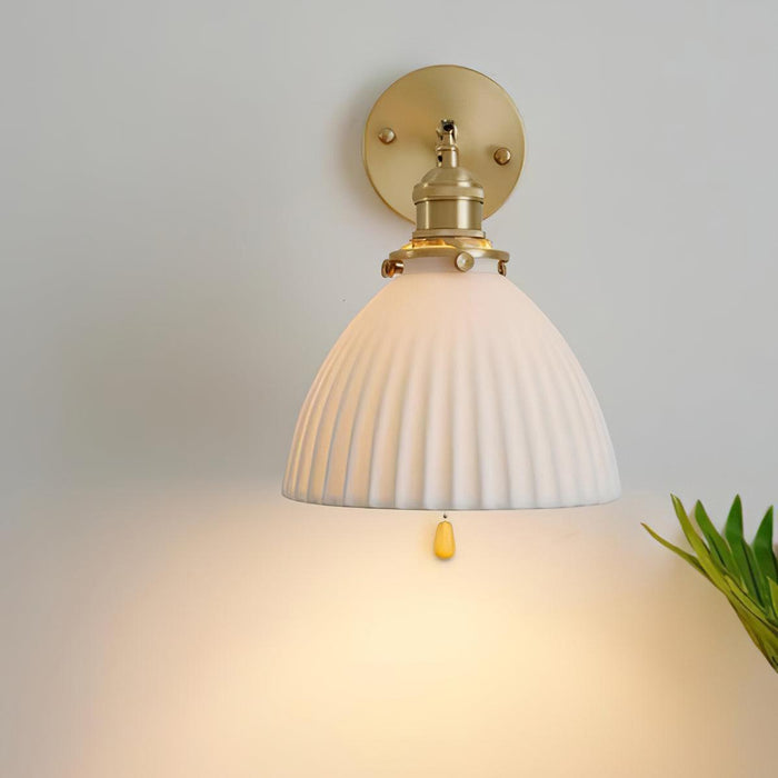 Brass Pleated Ceramic Wall Lamp-DWHOME