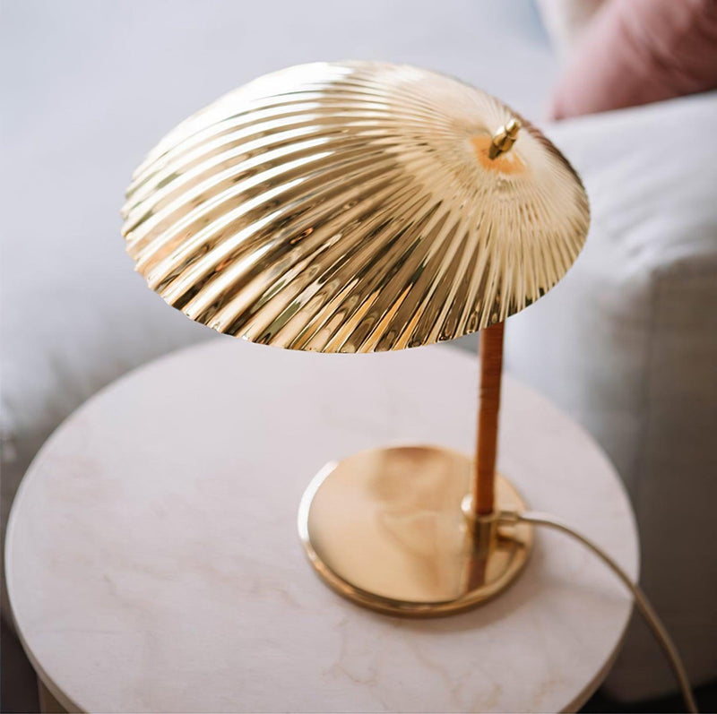 Brass Shell Table Lamp-DWHOME