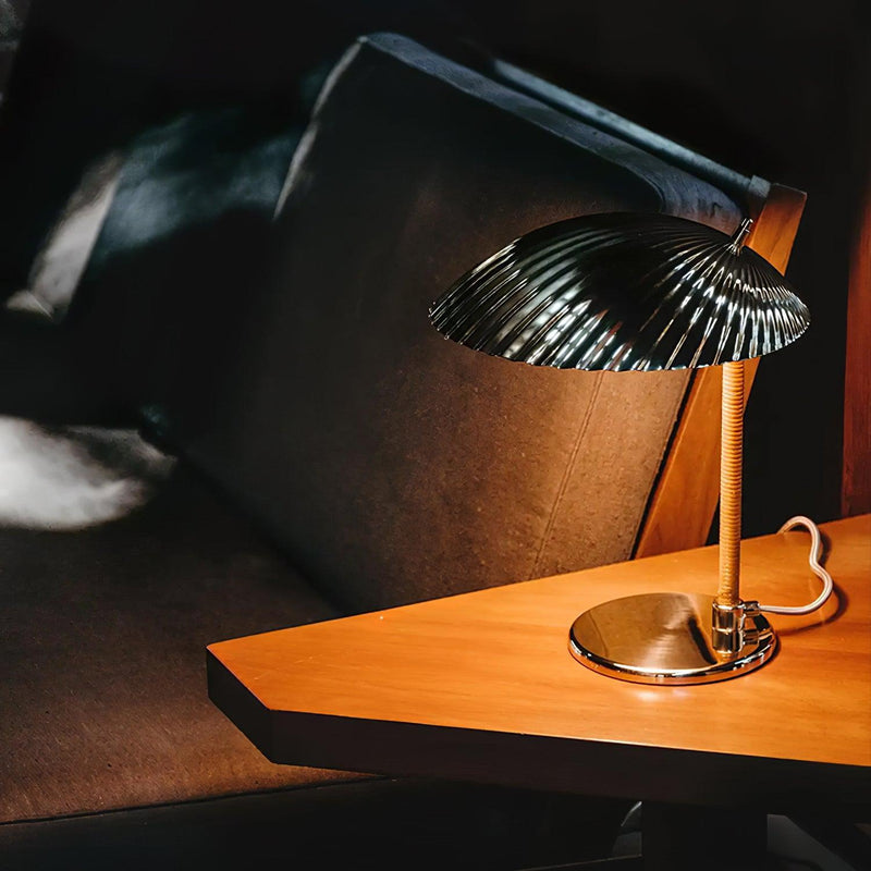 Brass Shell Table Lamp-DWHOME